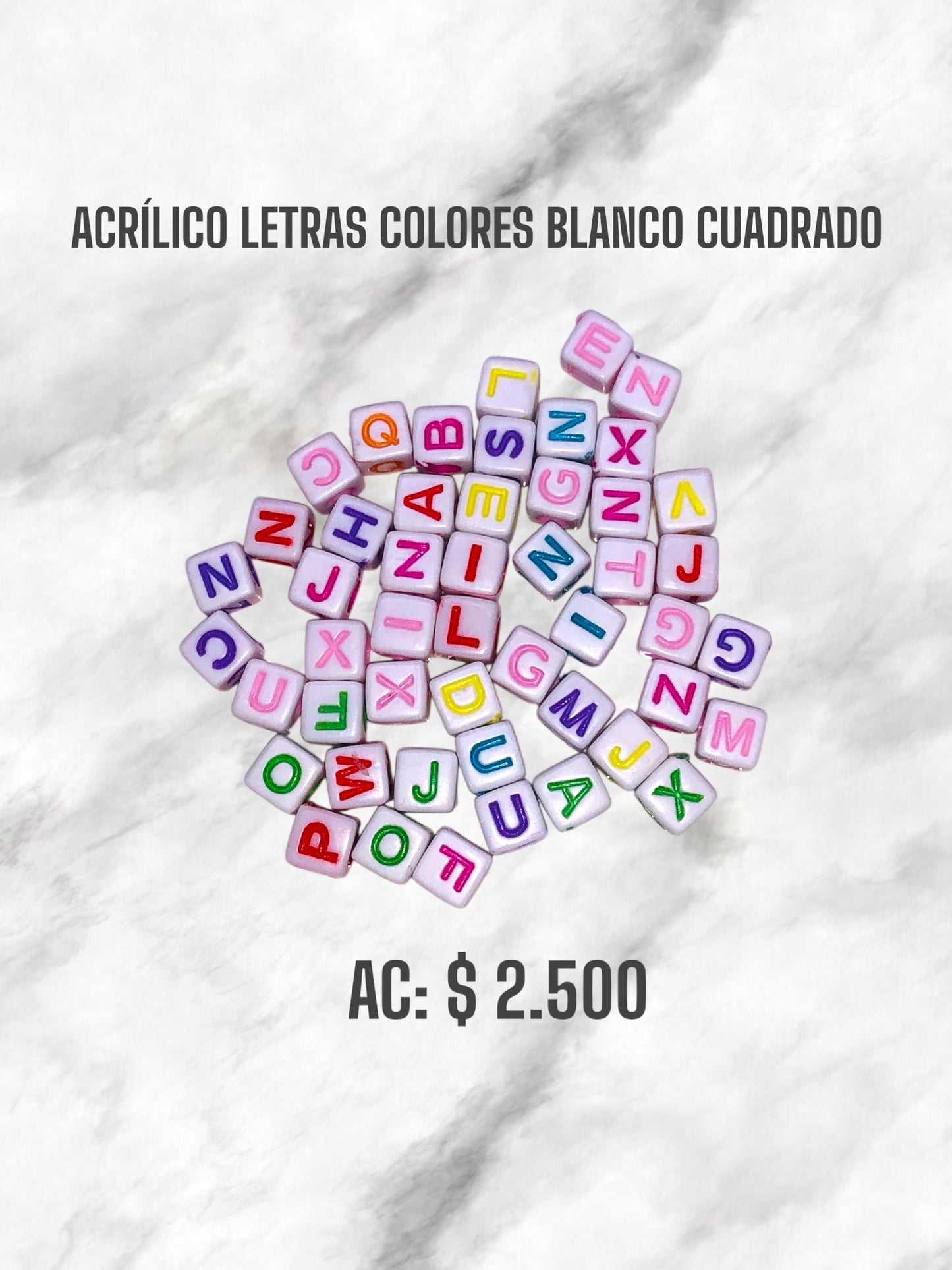 ACRÍLICO LETRAS COLORES BLANCO CUADRADO