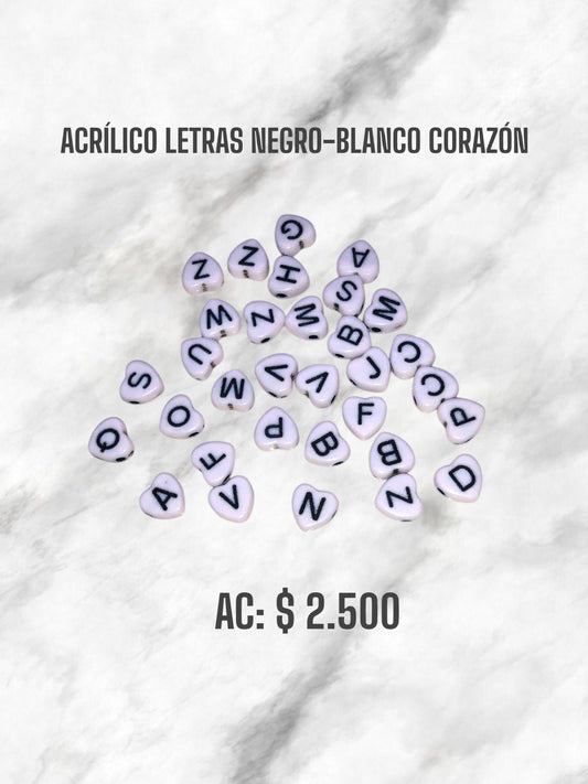ACRÍLICO LETRAS NEGRO-BLANCO CORAZÓN